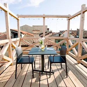 loversinitaly-romantic-apartments-altana-and-jacuzzi.hotelslidodijesolo.com/